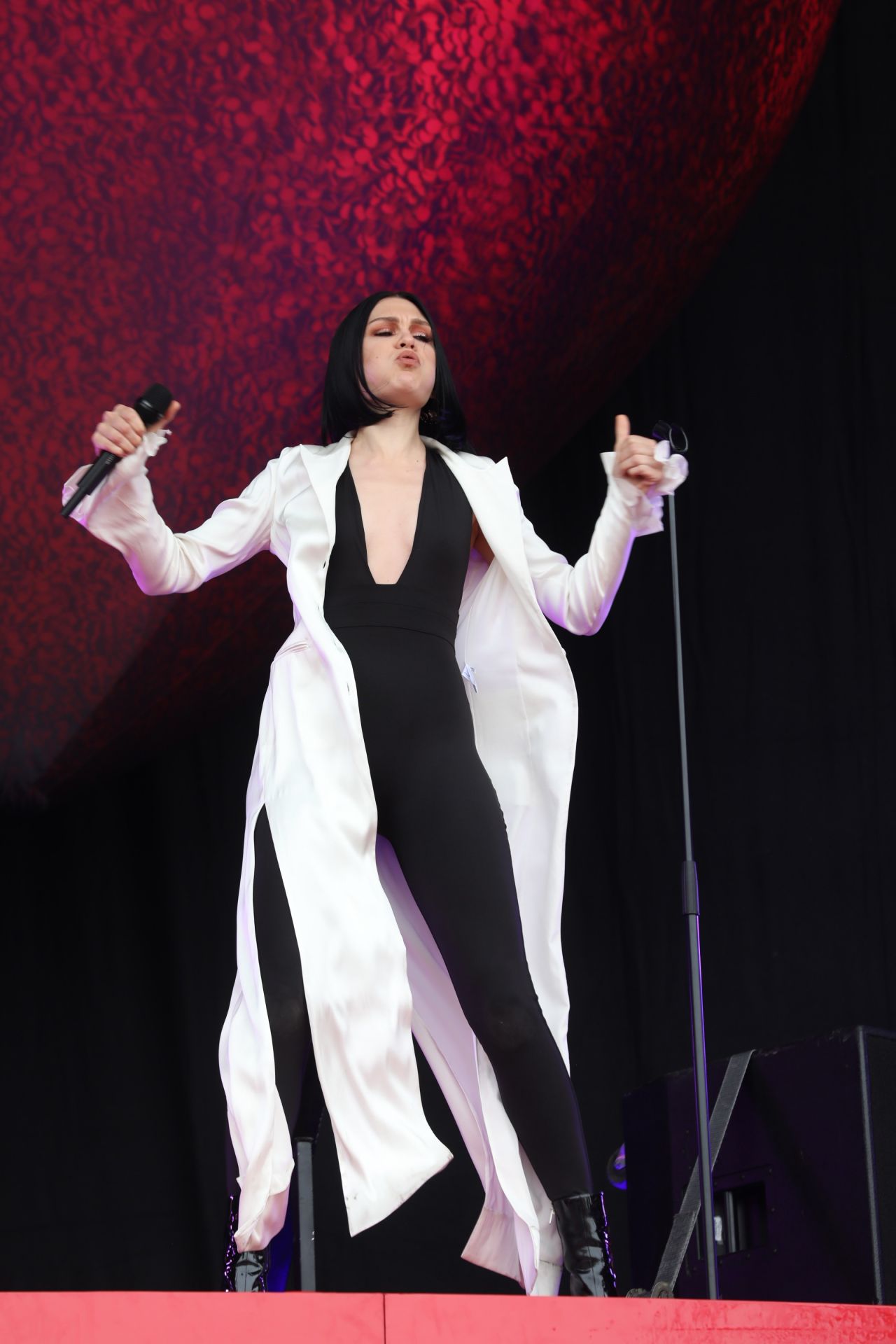jessie-j-performs-at-the-isle-of-wight-festival-06-23-2018-4.jpg